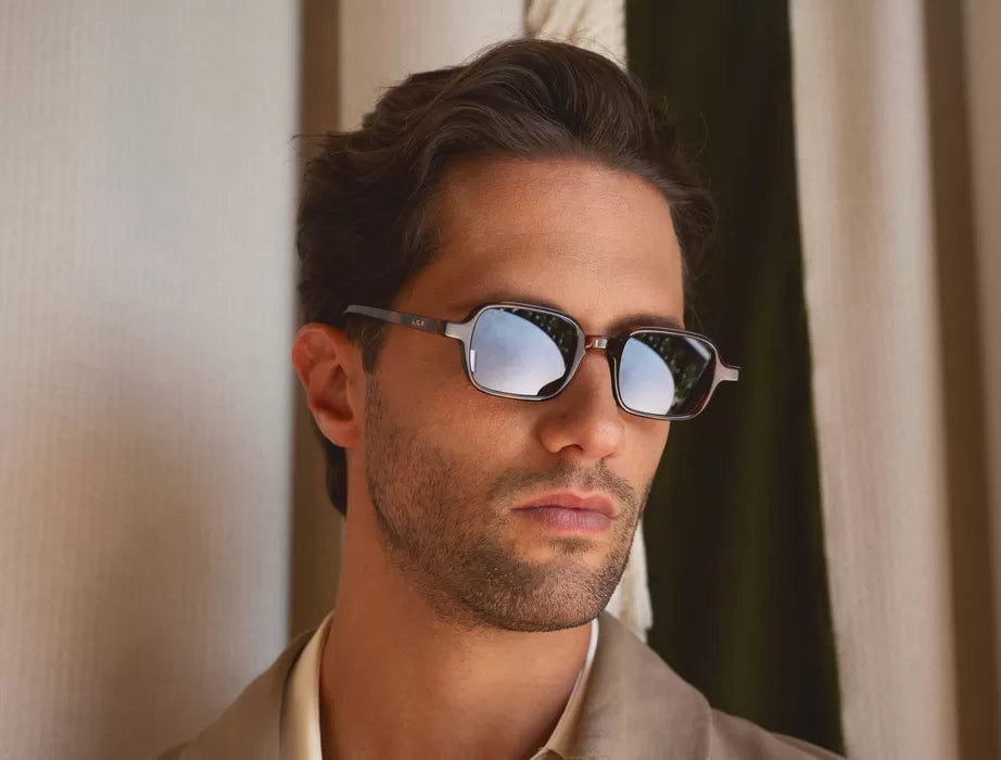 Marrakech (Havana Miele 52 // Light Blue Photochromic Base 2)