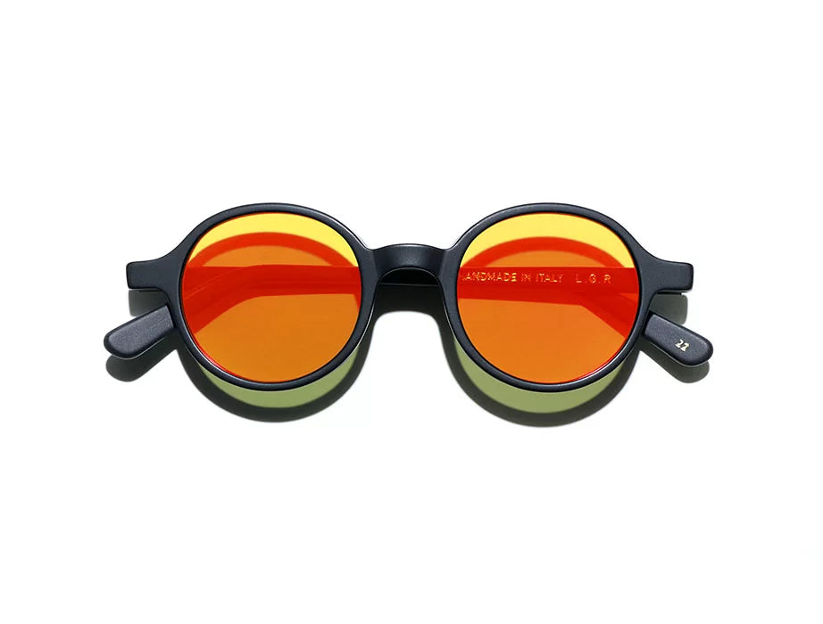 Reunion (Black Matt 22 // Flat Red Mirror