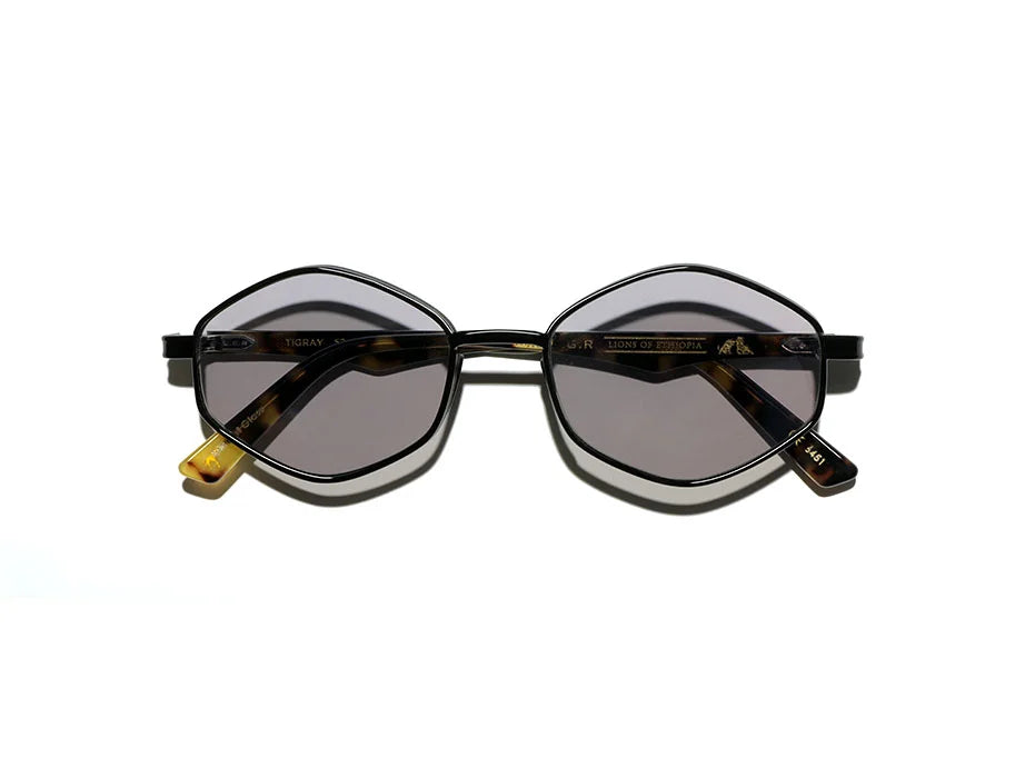Tigray | Lions of Ethiopia Black (Havana Tartarugato 23 // Light Grey Photochromic Base 2)