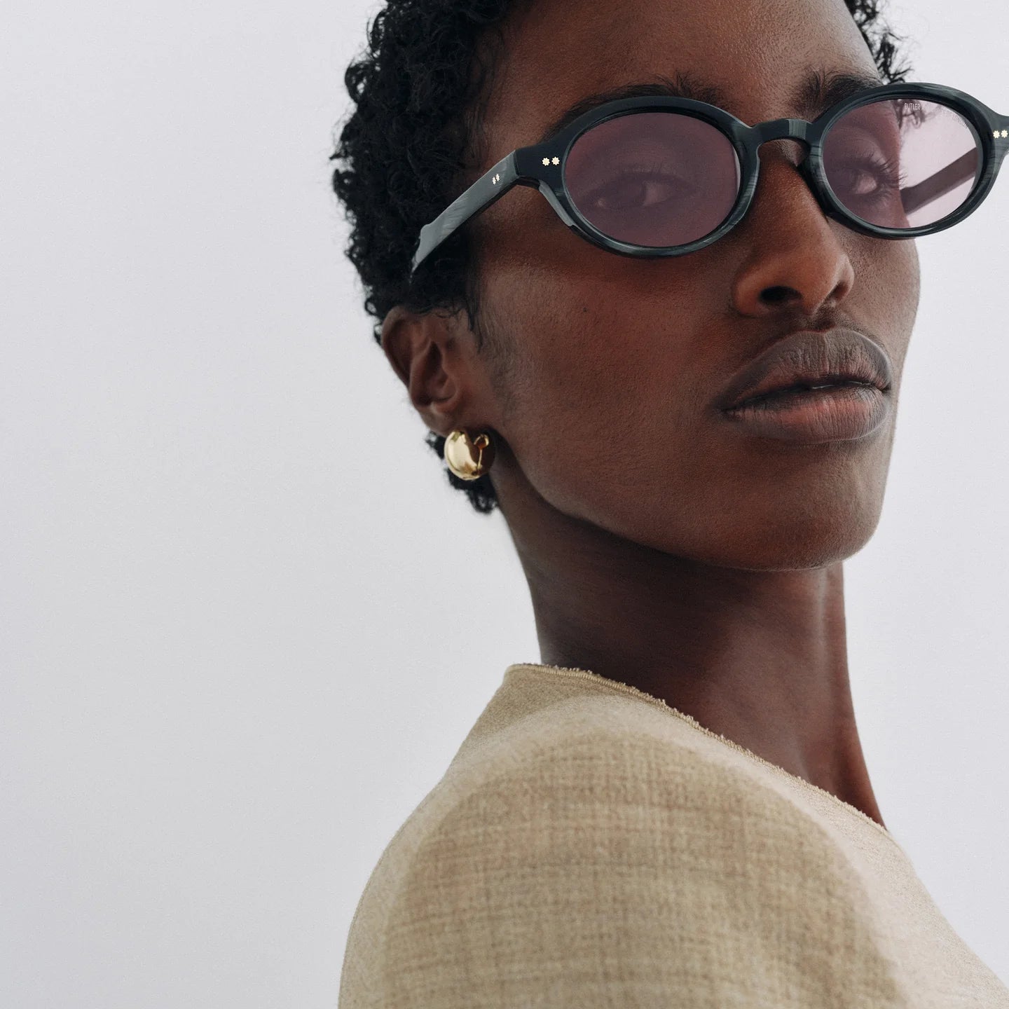 GR13 OVAL ACETATE SUNGLASSES